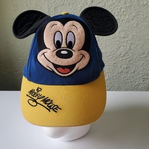 Disney Parks Authentic Mickey Mouse Baseball Cap Walt Disney World Snapback Fit.